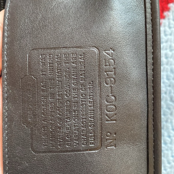 Coach genuine black leather crossbody bag - Picture 11 of 11